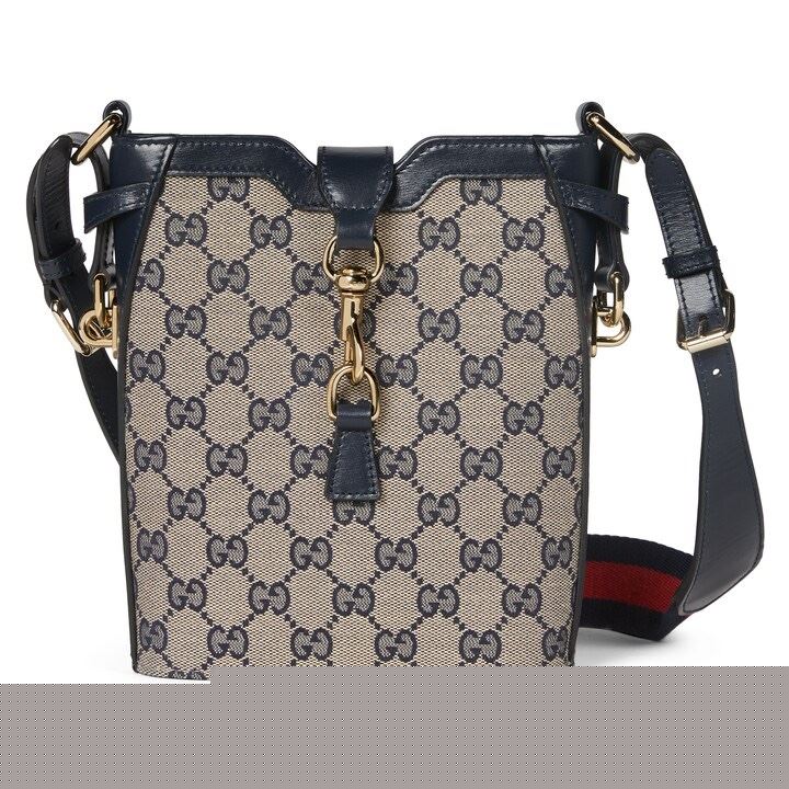 G*u*i bucket bags